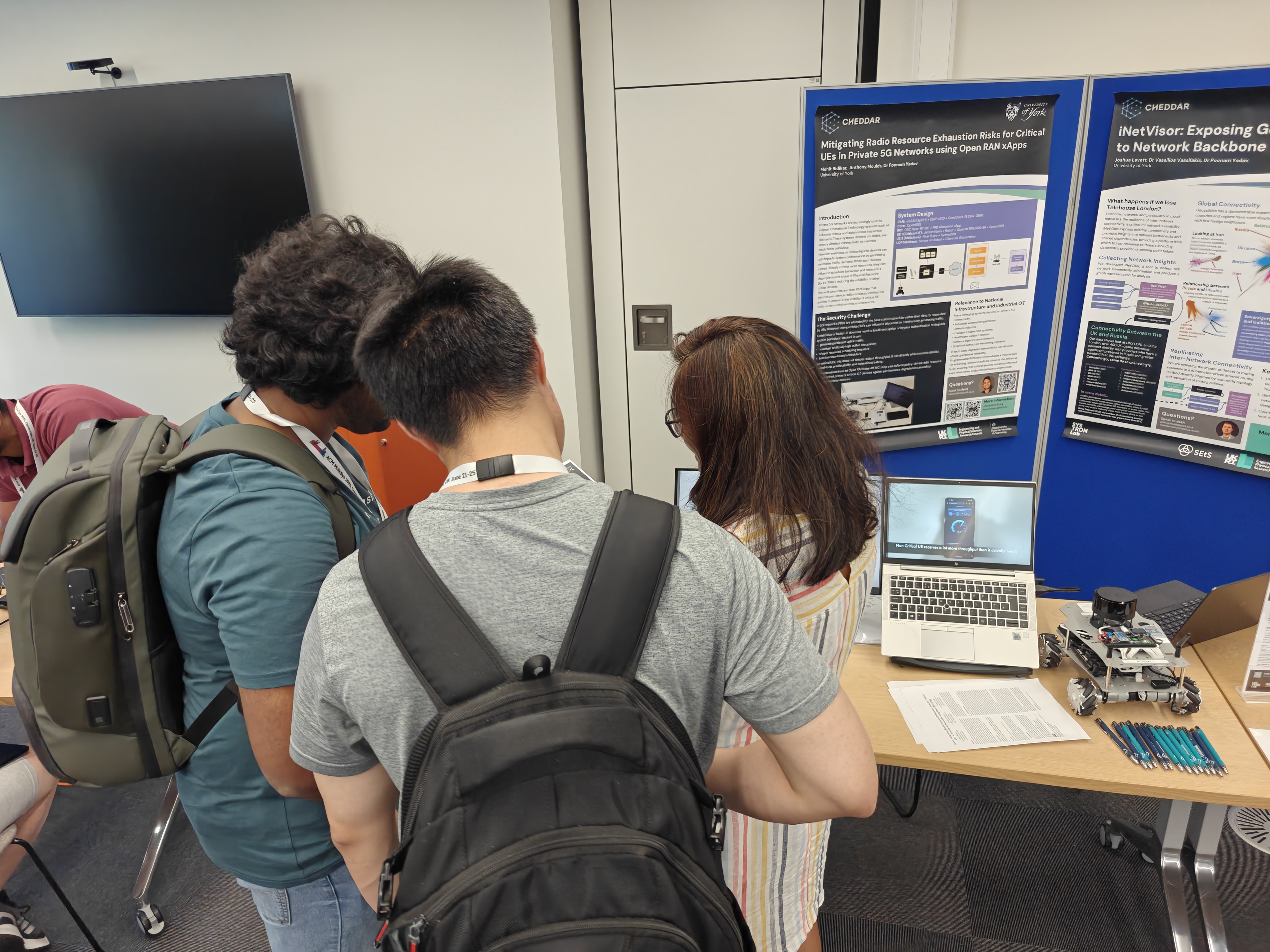 Poonam presents 5G work